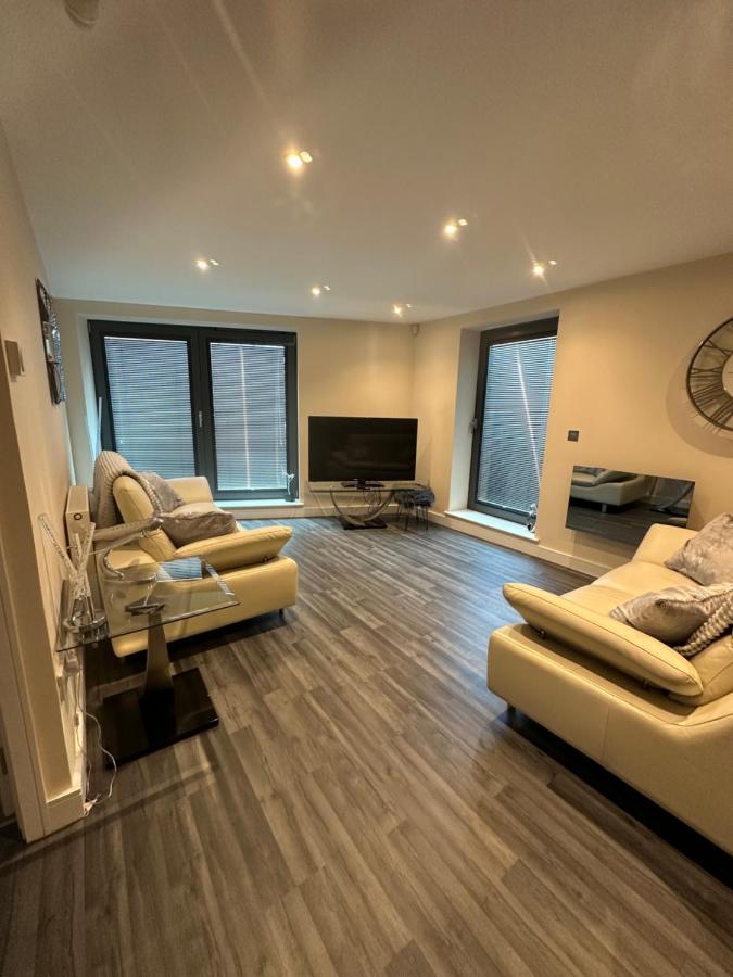 Bond Street Luxury Apartment Central Челмсфорд Экстерьер фото